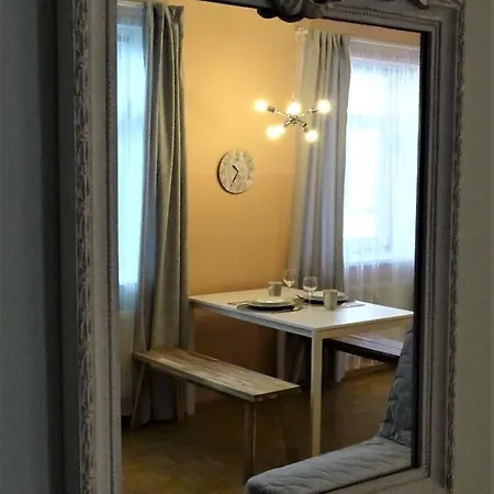 Best Choice Art Apartment